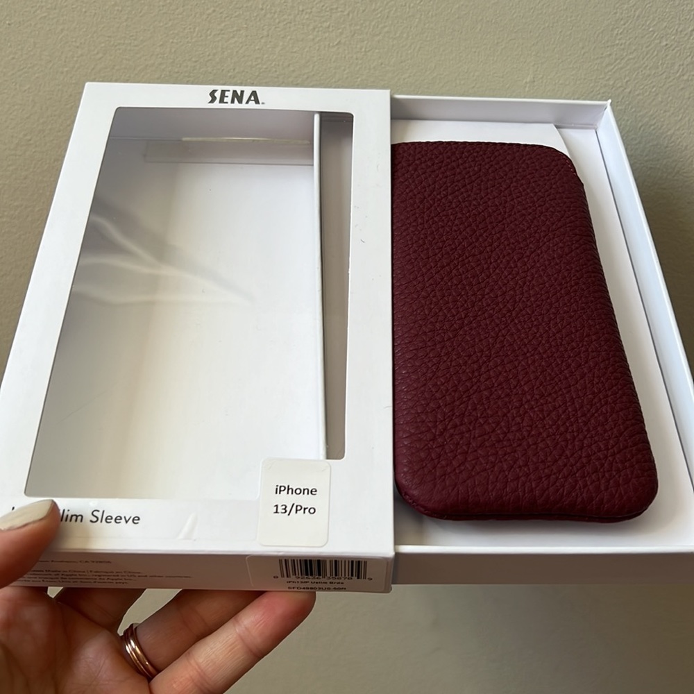 IPhone 13 Pro ultraslim leather sleeve